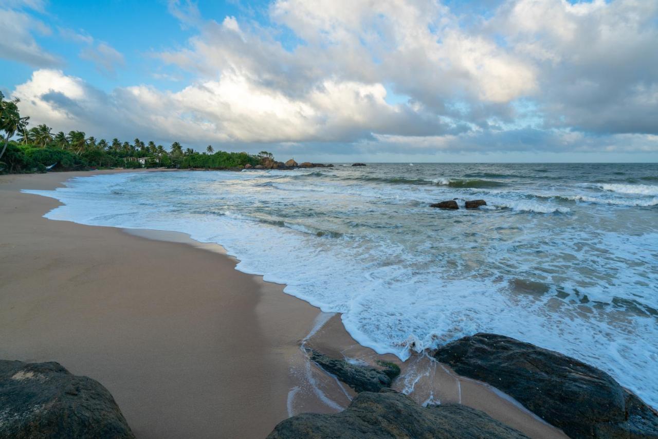 Sundara By Mosvold Hotel Balapitiya Buitenkant foto